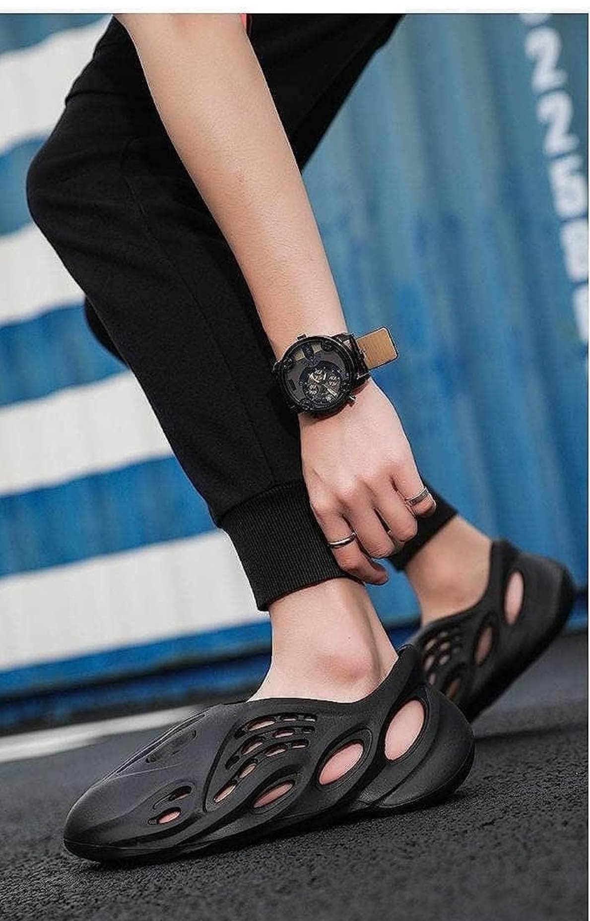 Random Color New Stylish Imported Clogs (Crocs )Latest in Men's Footwear with Thick Soles, Quick-Dry Technology, and Anti-Slip EVA Foam
